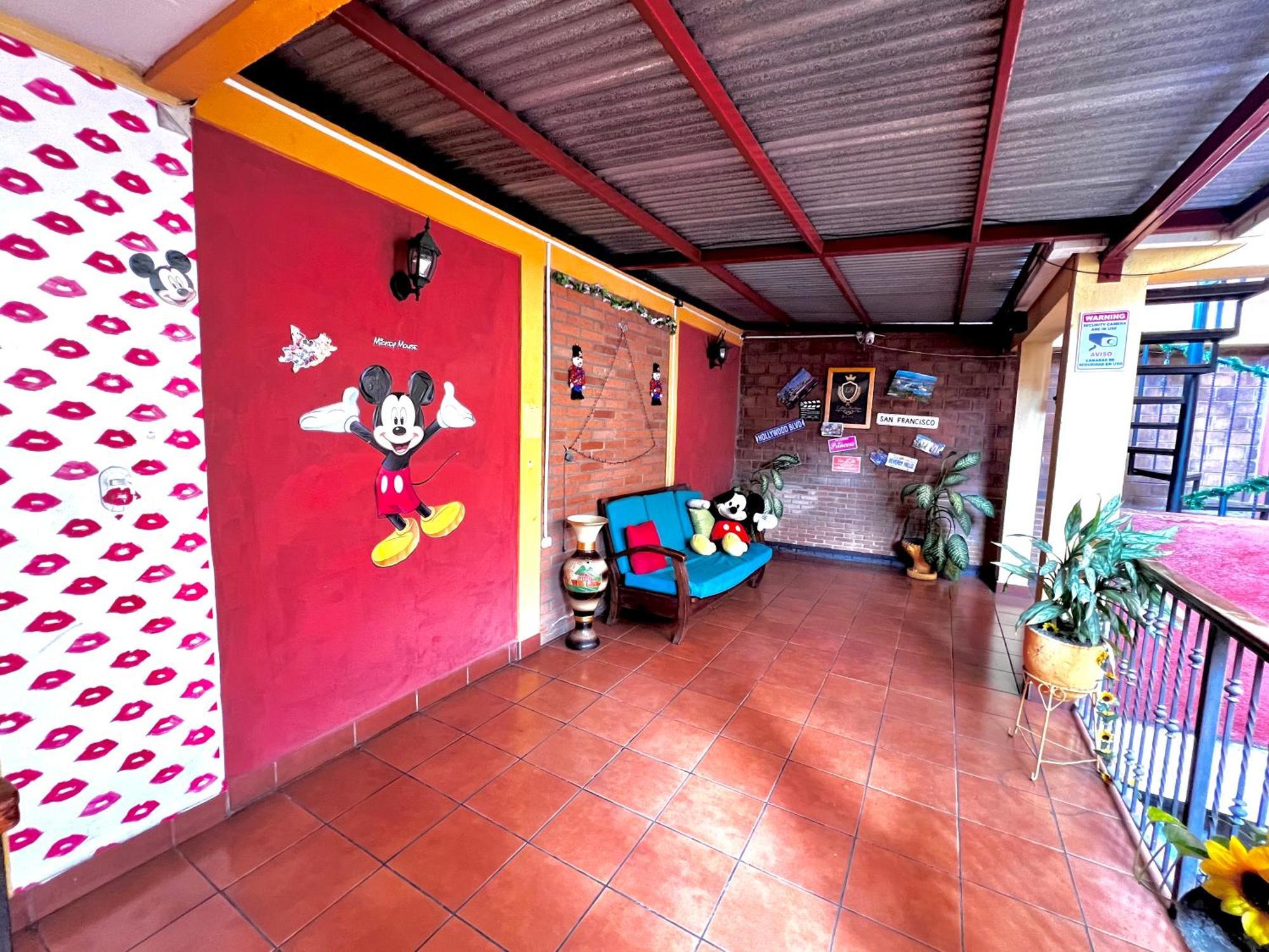 Hostal Lolita'S Boutique Granada Exterior foto